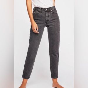 Levi’s Wedgie High-Rise Ankle Crop Icon - 27
